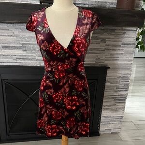 Forever 21 floral velvet V-Neck Wrap Dress